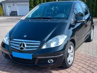 Używany Mercedes A160 95 KM (69 kW) 2011 Czarny Sedan/Limuzyna