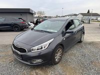 Second-hand Kia Ceed Vision 128 CP (94 kW) 2014 Negru Hatchback