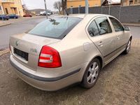 Gebraucht Skoda Octavia Elegance 116 PS (85 kW) 2005 Beige Limousine