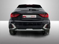 Gebraucht Audi A1 Basis 110 PS (80 kW) 2023 Mythosschwarz metallic SUV