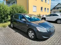 Gebraucht Kia Ceed 90 PS (66 kW) 2009 Grau Kleinwagen
