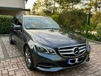 Second-hand Mercedes E200 136 CP (100 kW) 2013 Gri Berlinǎ