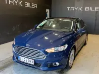 Gebraucht Ford Mondeo Titanium 160 PS (117 kW) 2016 Blau Limousine