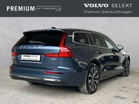 Gebraucht Volvo V60 Plus 197 PS (144 kW) 2022 Blau Kombi