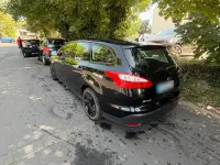 Gebraucht Ford Focus 85 PS (62 kW) 2014 Schwarz Kombi
