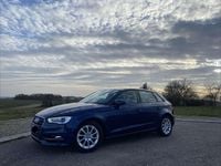 Second-hand Audi A3 Ambiente 125 CP (91 kW) 2015 Albastru Berlinǎ