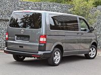 Gebraucht VW T5 140 PS (102 kW) 2014 Grau Van