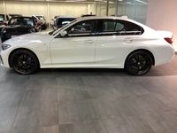 gebraucht BMW 330e A Limousine M-Sport 19'' Navi LED SHZ DAB Klimaautom Lordose