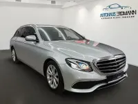 Usado Mercedes E220 Exclusive 194 CV (142 kW) 2018 Plateado Berlina