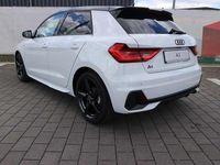 Gebraucht Audi A1 S-Line 116 PS (85 kW) 2025 Gletscherweiß metallic SUV