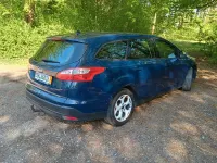 Gebraucht Ford Focus Trend 125 PS (91 kW) 2012 Blau Kombi