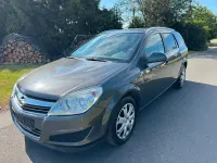 Gebraucht Opel Astra Edition 116 PS (85 kW) 2009 Grau Kombi