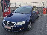 Usata VW Passat 150 CV (110 kW) 2009 Blu Berlina