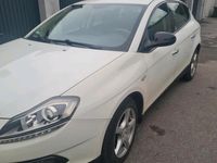 Gebraucht Lancia Delta 120 PS (88 kW) 2011 Weiß Kleinwagen