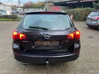 Gebraucht Opel Astra Innovation 160 PS (117 kW) 2011 Schwarz Kombi