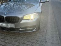 Gebraucht BMW 530 258 PS (189 kW) 2015 Silber Kombi