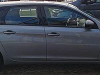 Gebraucht Peugeot 308 Allure 131 PS (96 kW) 2021 Grau Kombi