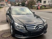 Gebraucht Mercedes E220 170 PS (125 kW) 2015 Schwarz Limousine