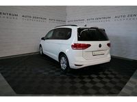 Gebraucht VW Touran Comfortline 150 PS (110 kW) 2022 Weiß Van / Kleinbus