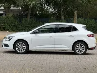 Gebraucht Renault Mégane IV LIMITED 110 PS (80 kW) 2018 Weiss "nacre" Limousine