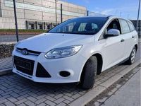Gebraucht Ford Focus 125 PS (91 kW) 2014 Weiß Kombi