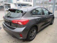 Gebraucht Ford Focus Cool & Connect 120 PS (88 kW) 2021 Grau Limousine