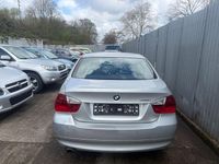 Gebraucht BMW 318 129 PS (94 kW) 2005 Silber Limousine