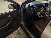 Gebraucht Ford Focus 150 PS (110 kW) 2012 Grau Kleinwagen