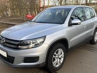 Gebraucht VW Tiguan 122 PS (89 kW) 2012 Silber SUV