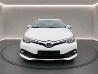 Gebraucht Toyota Auris 116 PS (85 kW) 2018 Weiß Limousine