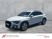 Gebraucht Audi A3 e-tron Comfort 204 PS (150 kW) 2025 Gletscherweiß metallic Kleinwagen