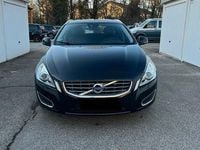 Gebraucht Volvo V60 215 PS (158 kW) 2011 Schwarz Kombi