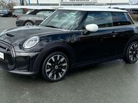 Gebraucht Mini Cooper SE 135 kW (184 PS) 2022 Midnight black metallic Kleinwagen