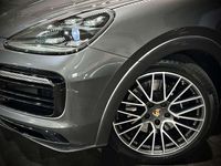 Gebraucht Porsche Cayenne 460 PS (338 kW) 2023 Grau SUV