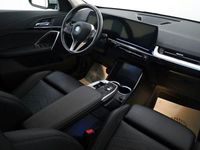 Gebraucht BMW iX1 xLine 200 kW (272 PS) 2023 San remo green (metallic) SUV