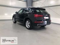 Gebraucht Audi Q5 S-Line 190 PS (139 kW) 2019 Brillantschwarz SUV