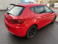 Gebraucht Seat Leon Style 125 PS (91 kW) 2017 Rot Limousine