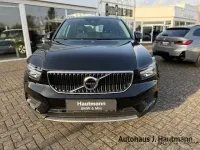 Gebraucht Volvo XC40 Momentum 150 PS (110 kW) 2020 Schwarz SUV