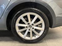Gebraucht Skoda Octavia Joy 150 PS (110 kW) 2016 Grau Kleinwagen