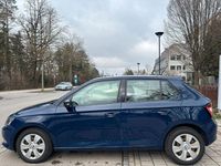 Gebraucht Skoda Fabia Ambition 105 PS (77 kW) 2015 Pacificblau Limousine