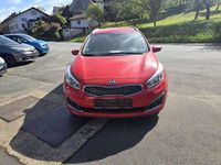 Gebraucht Kia Ceed Sportswagon Vision 136 PS (100 kW) 2017 Rot Kombi