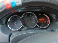 Gebraucht Dacia Duster 105 PS (77 kW) 2014 Weiß SUV