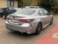 Gebraucht Toyota Camry 178 PS (130 kW) 2021 Grau Limousine