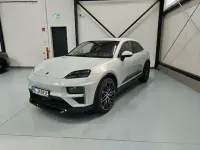 Gebraucht Porsche Macan Turbo 469 kW (639 PS) 2024 Grau SUV