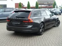 Gebraucht Volvo V90 R-Design 197 PS (144 kW) 2022 Platinum grey Kombi