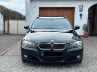 Gebraucht BMW 325 197 PS (144 kW) 2009 Schwarz Kombi