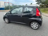 Gebraucht Peugeot 107 68 PS (50 kW) 2009 Schwarz Kleinwagen