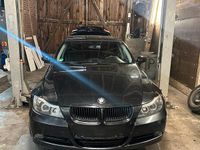 Gebraucht BMW 320 150 PS (110 kW) 2005 Schwarz Limousine