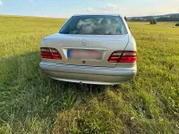 Gebraucht Mercedes E220 142 PS (104 kW) 2000 Grau Limousine