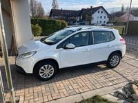 Gebraucht Peugeot 2008 Active 120 PS (88 kW) 2015 Weiß SUV